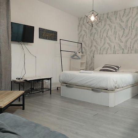 Malaga Centre Studio & Parking Exteriör bild